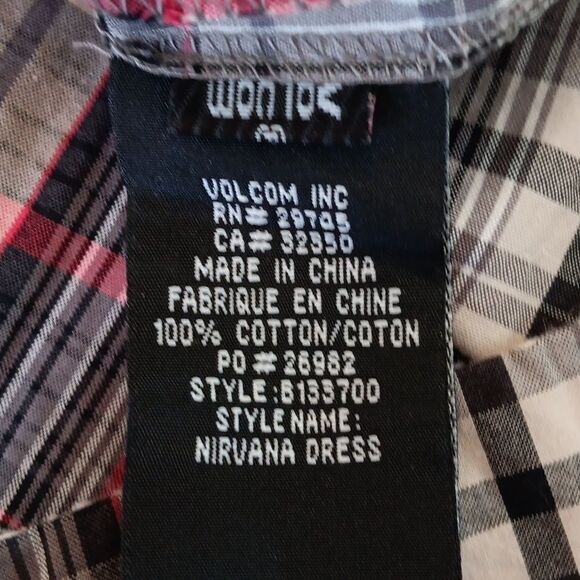 NWT Volcom Plaid Dress - Picture 10 of 12